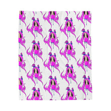 Load image into Gallery viewer, Copy of Whimsical Velveteen Plush Blanket featuring Playful Animals, Cozy Throw, Ideal Gift for Kids, Home Decor, Baby Shower, Nursery
